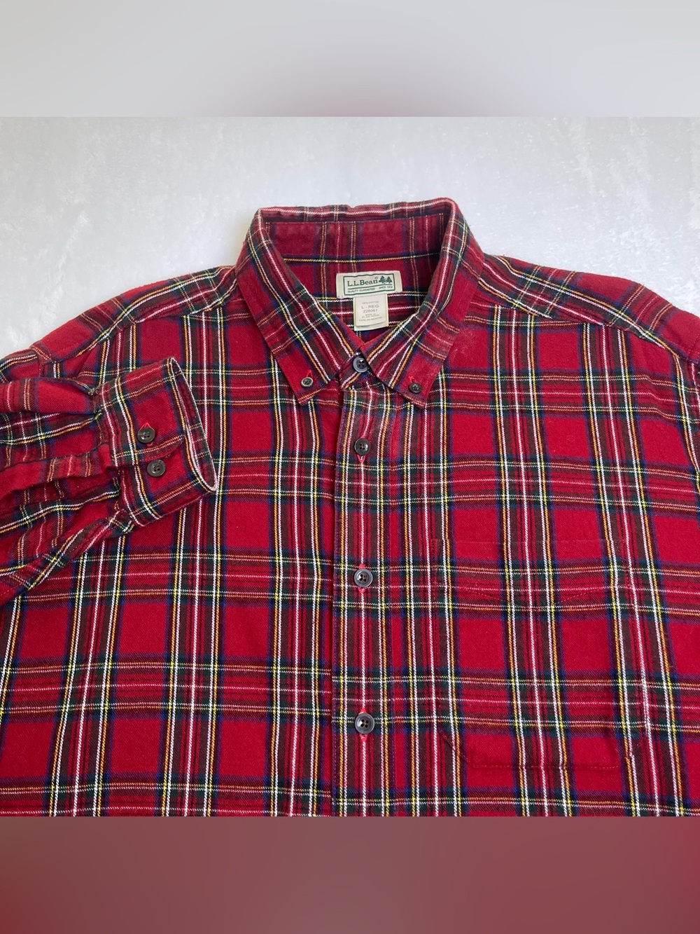 LL Bean Mens Large Reg Red Tartan Plaid Scotch Flannel Button Shirt L-REG